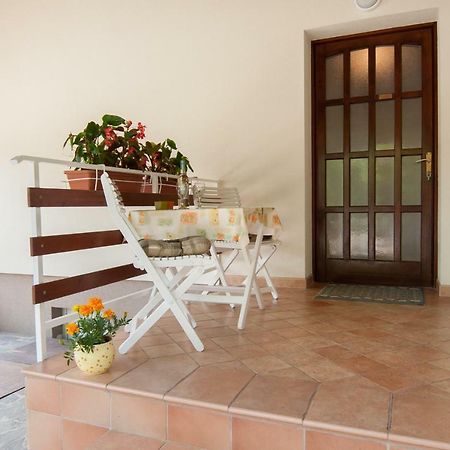 Studio And Apartment Nadia With Garden Poreč Extérieur photo